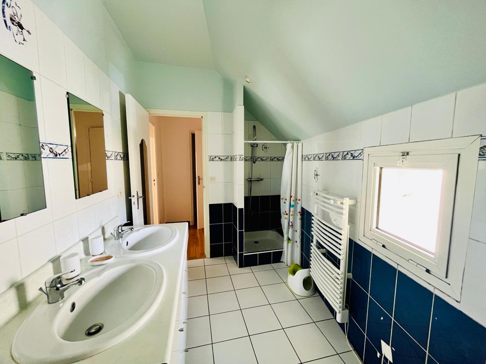 Centre-Bourg, Calme, Familial, L'Appart Du Clocher Limeray Bagian luar foto
